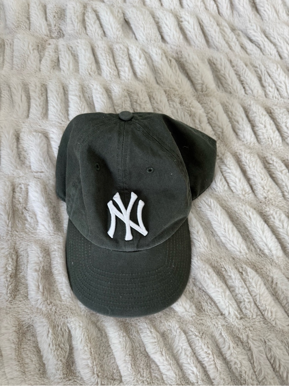 NEW YORK YANKEES HAT